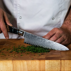 Shinrai Japan - Epoxy Onyx 6-delige Damascus Messenset + Magnetisch Messenblok Scalae - Acacia hout Messenset met blok Shinrai Japan 